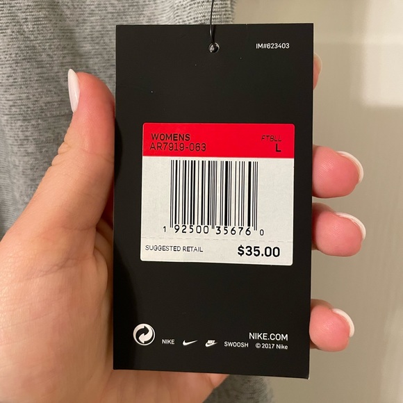 UGA gray workout tank, size L (never worn) - Picture 2 of 3